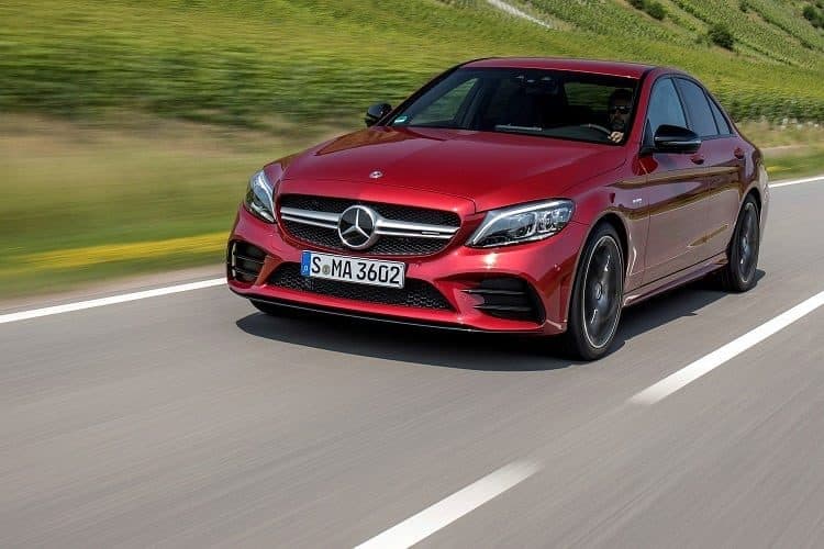 C-Class uses S-Class technology to make driving safer and more enjoyable.缩略图