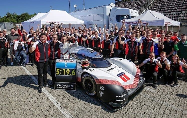 Porsche conquers the Green Hell with a lap of the Gods.缩略图