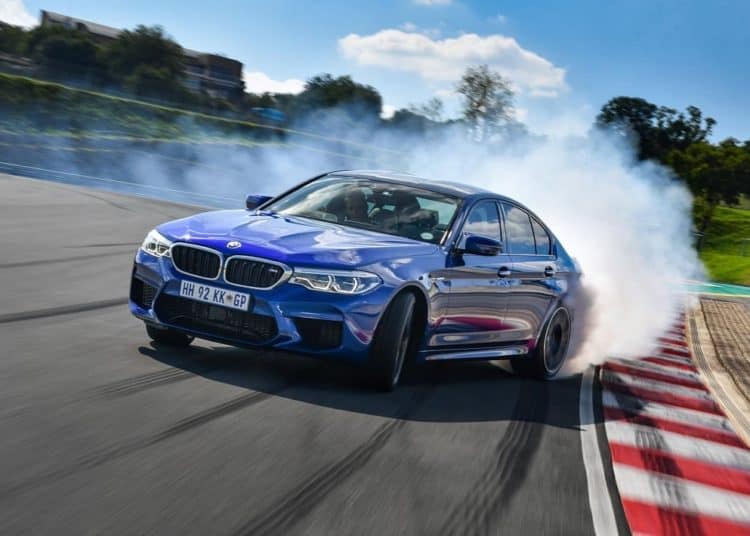 Sixth incarnation of M5 gains power and traction to counter AMG缩略图