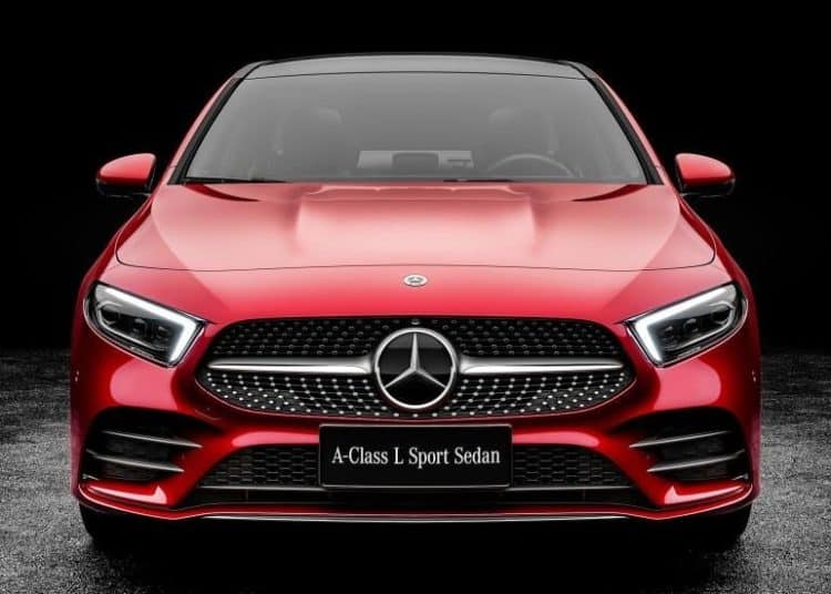 The world's oldest car brand, Mercedes, has never been trading stronger.缩略图