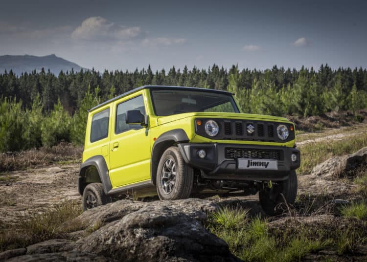 Suzuki's new Jimny is an all-conquering compact 4×4.缩略图