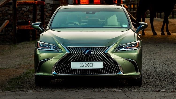 Lexus launches new ES300h SE hybrid sedan缩略图