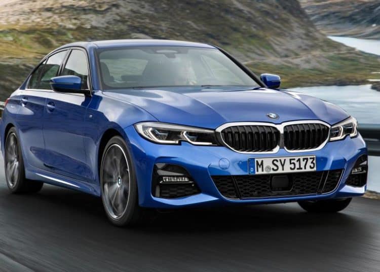 New BMW 3 Series sedan revealed ahead of its Paris auto show debut缩略图