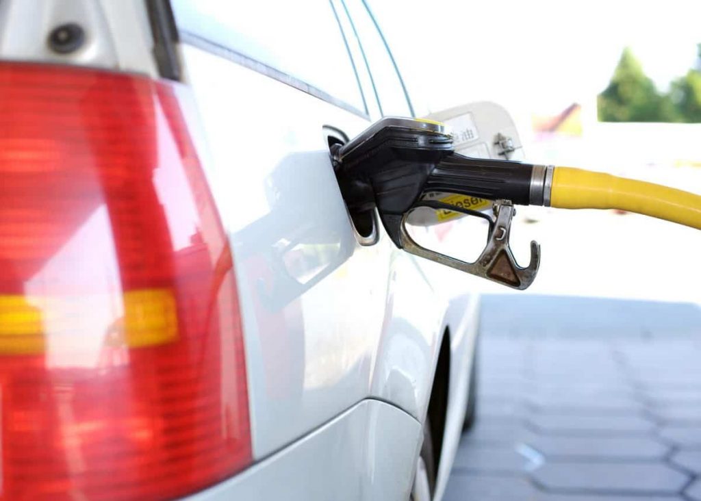 Petrol price for April: Coronavirus may slash costs by over R1-per-litre缩略图