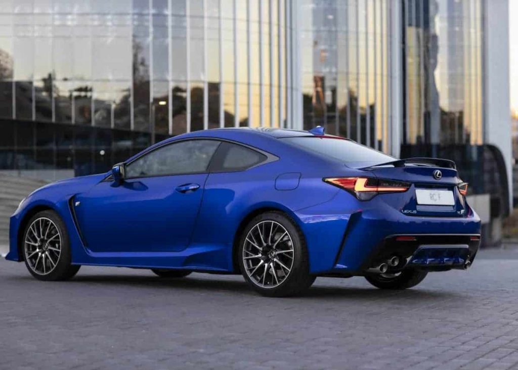 RC F Track Edition is a wildly (expensive) and entertaining Lexus缩略图