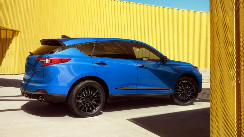 The Acura RDX Is Pausing Production With a Next-Gen Hybrid Years Away