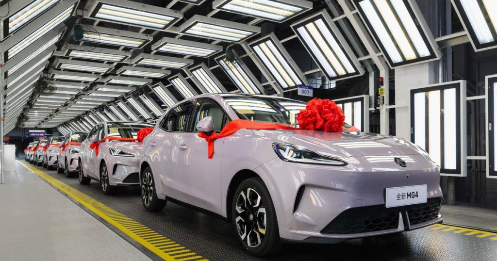 Canada reverses course, slashes tariffs on Chinese EVs