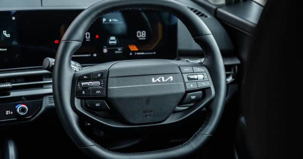 Kia to keep physical buttons in the cabin