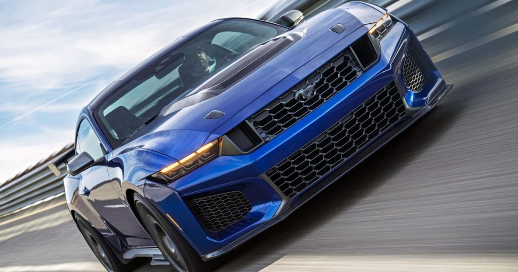 2026 Ford Mustang Dark Horse SC: New supercharged hero for Blue Oval pony car