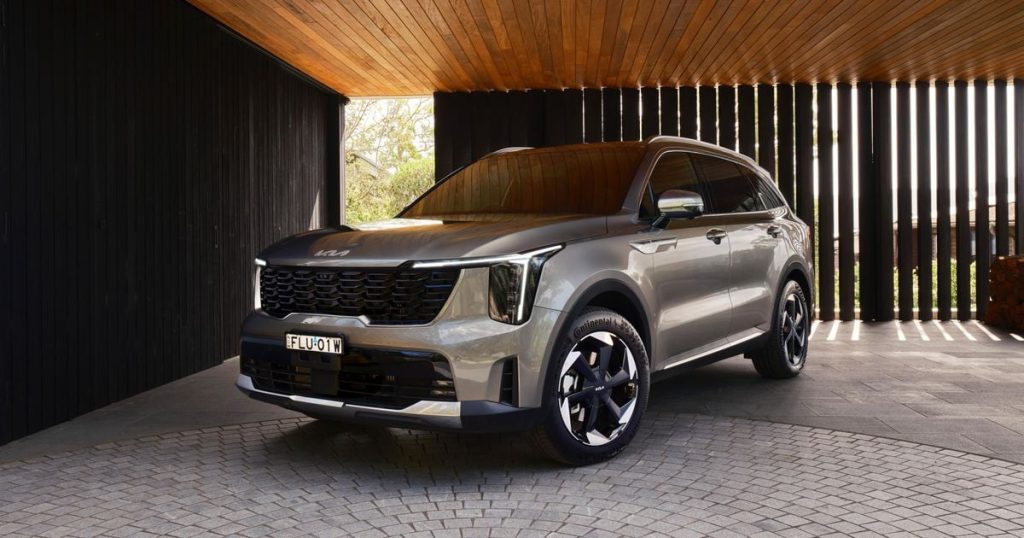 2026 Kia Sorento price and specs