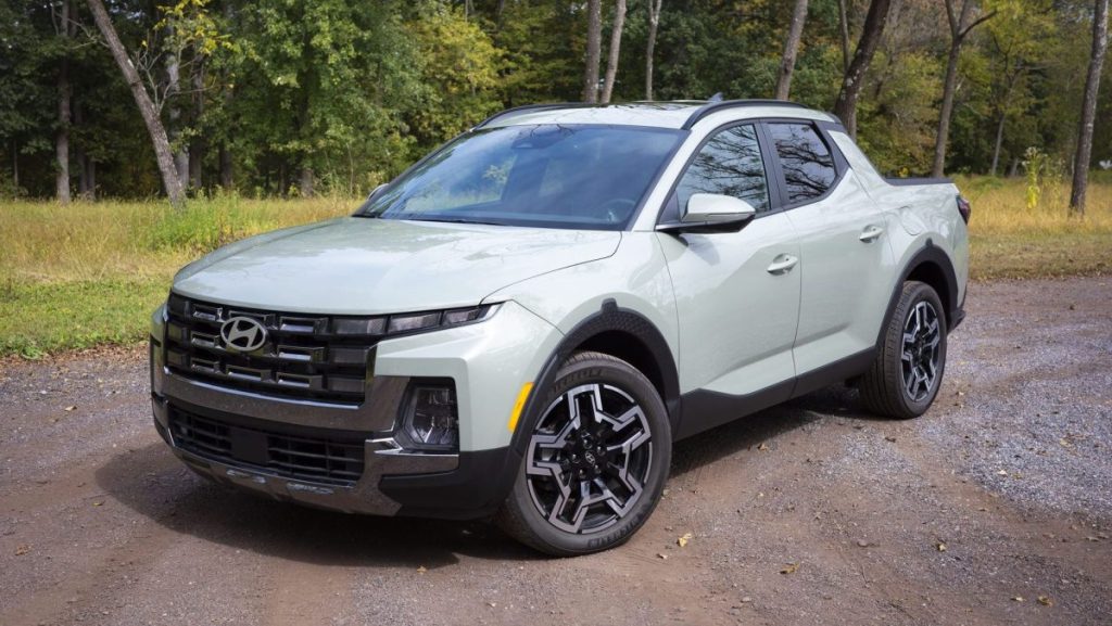 Hyundai Knows People Want Small Hybrid Trucks. So Why Didn’t It Build One?