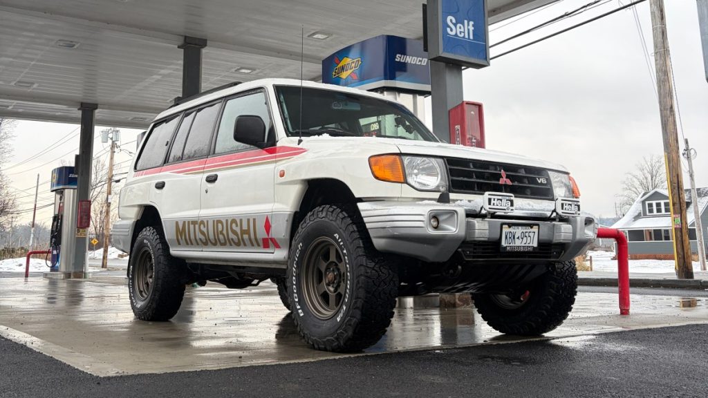 Here’s Why You Should Keep Your Gas Tank Full in Winter