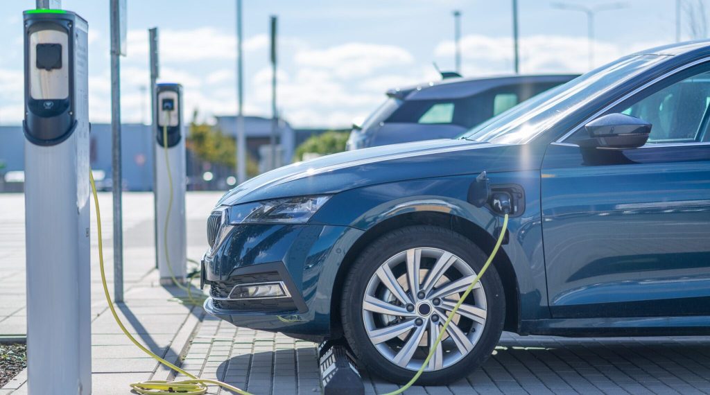 EU: EVs pull ahead of petrol cars for first time in December