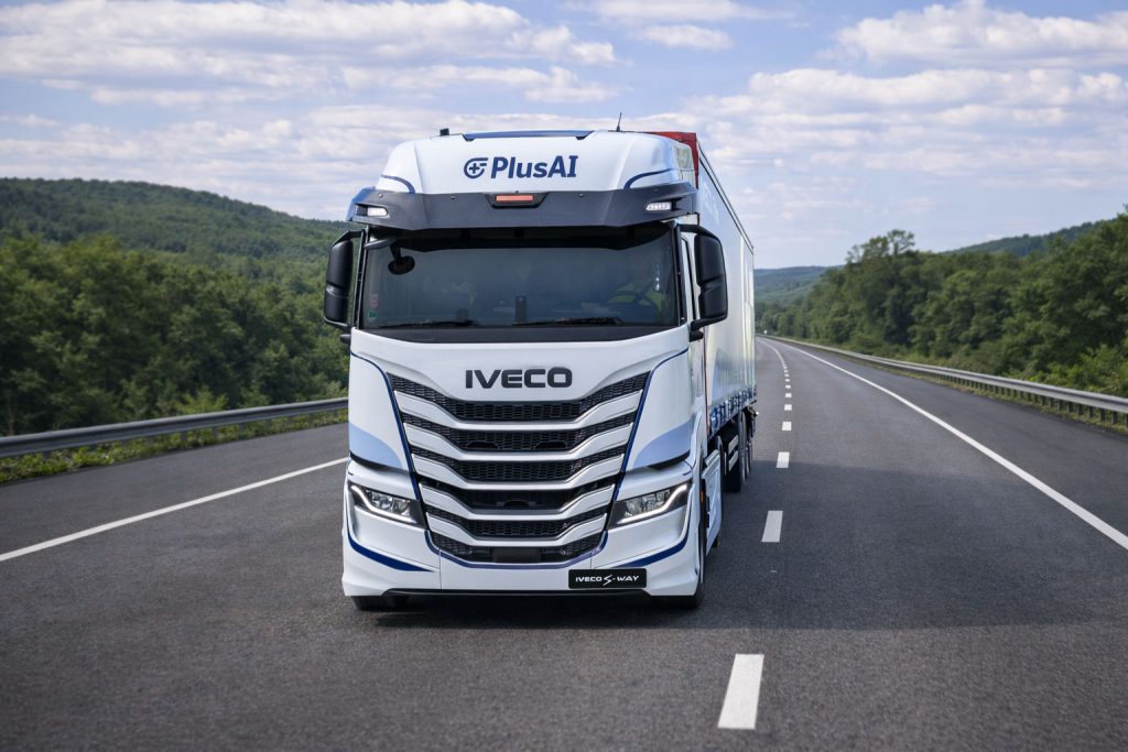 Iveco and Plus to test autonomous trucks in Spain