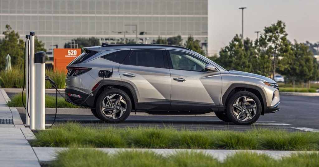 Hyundai unsure about Tucson, Santa Fe PHEVs for Australia