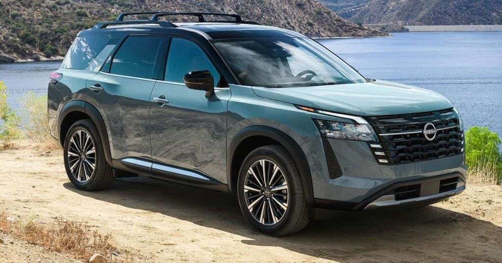 Nissan Pathfinder will be sold alongside new Pathfinder 'Pro-4X' on ute platform – report