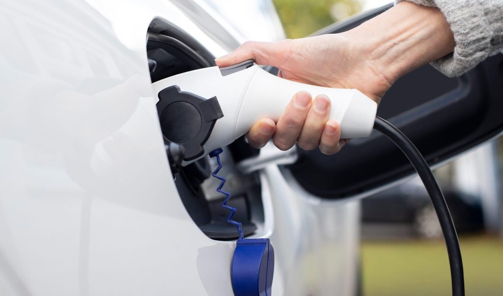 Canada softens its EV mandate, restores purchase rebates