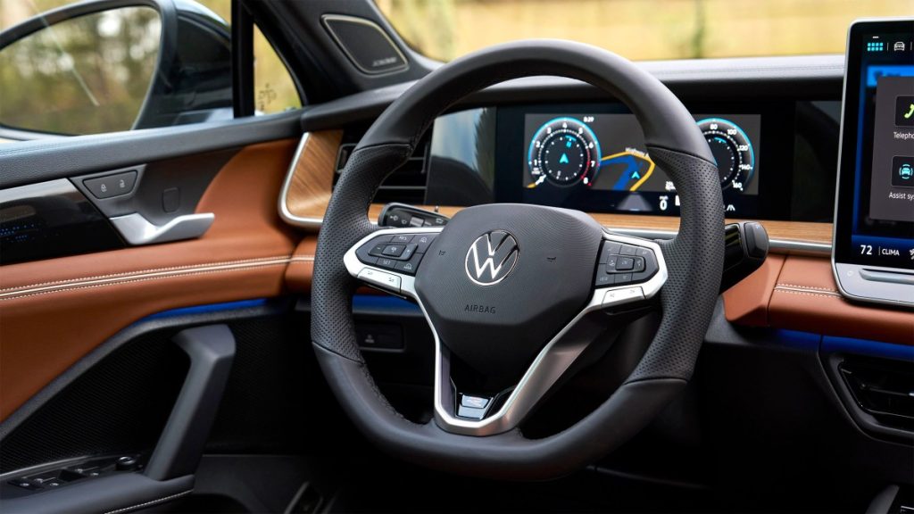 Real Buttons and Door Handles ‘Non-Negotiable,’ VW CEO Says: TDS