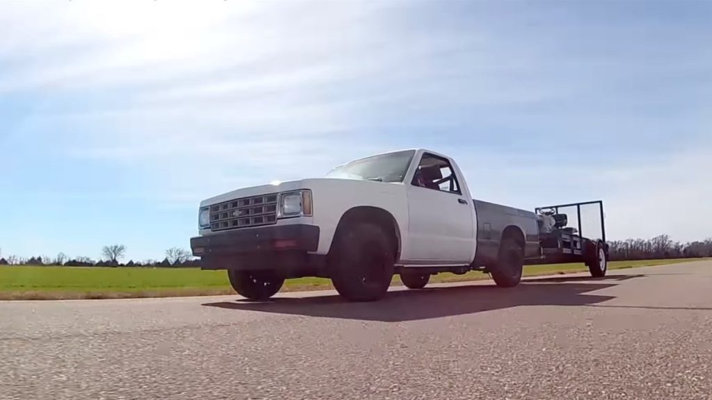Can a Chevy S-10 With a 54-HP Diesel Still Do Work? Well, Watch This