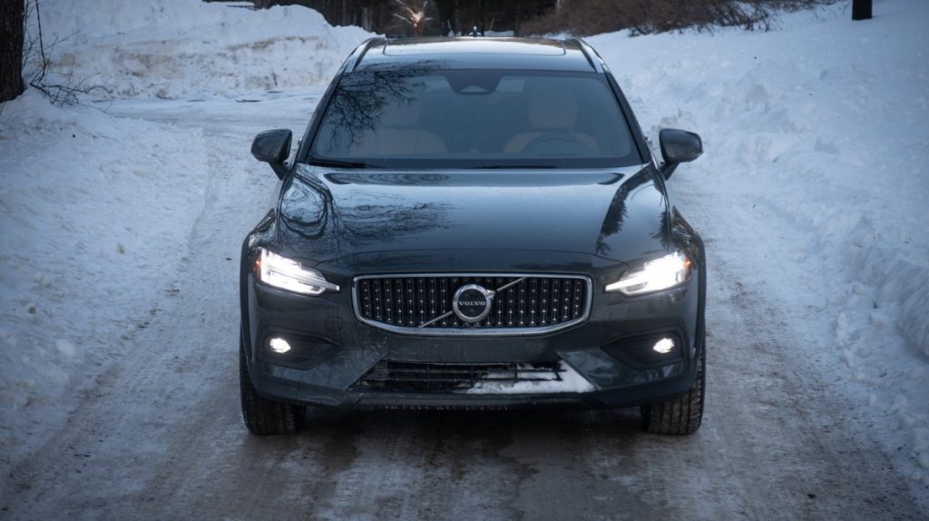 2026 Volvo V60 Cross Country Last-Ride Review: A Modern Classic Hiding in Traffic