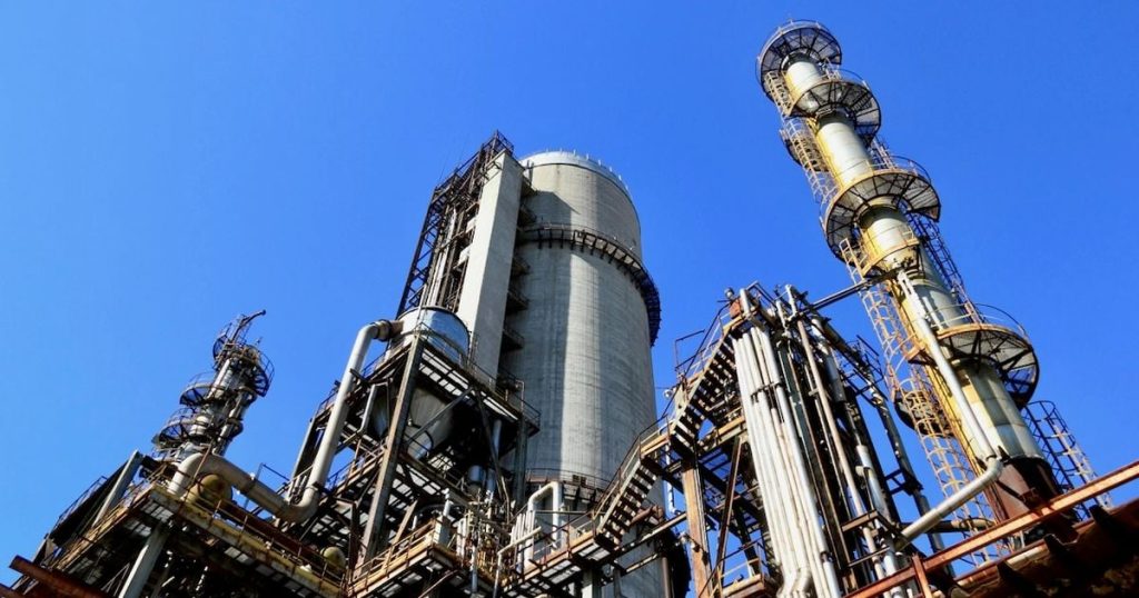 Maintenance delayed for one of Australia’s two remaining fuel refineries