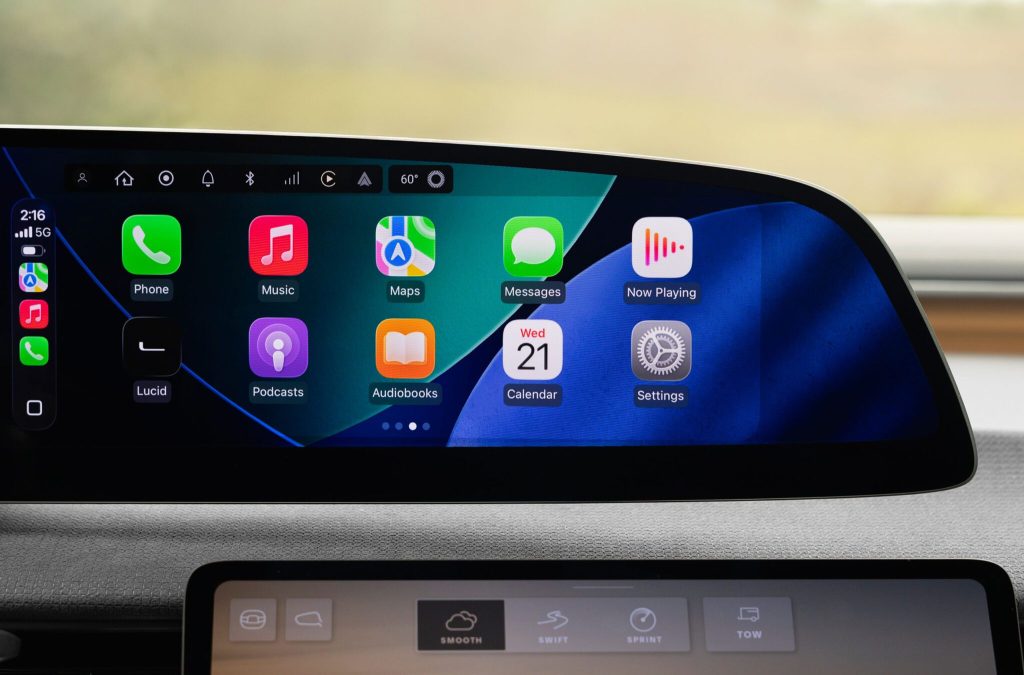 Lucid Gravity gains CarPlay and Android Auto via OTA update