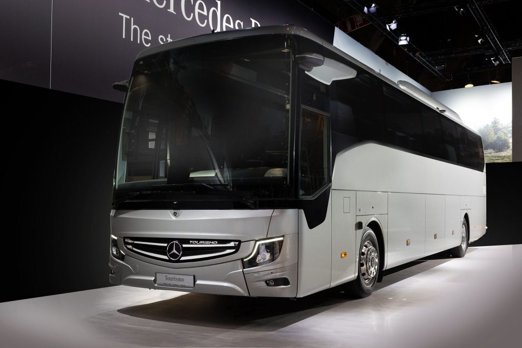 Daimler Buses marks 40,000th Mercedes-Benz Tourismo production