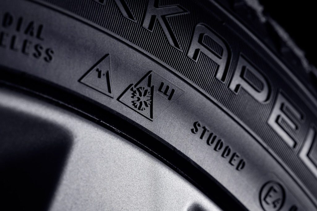 Nokian launches tyre with temperature-adaptive studs