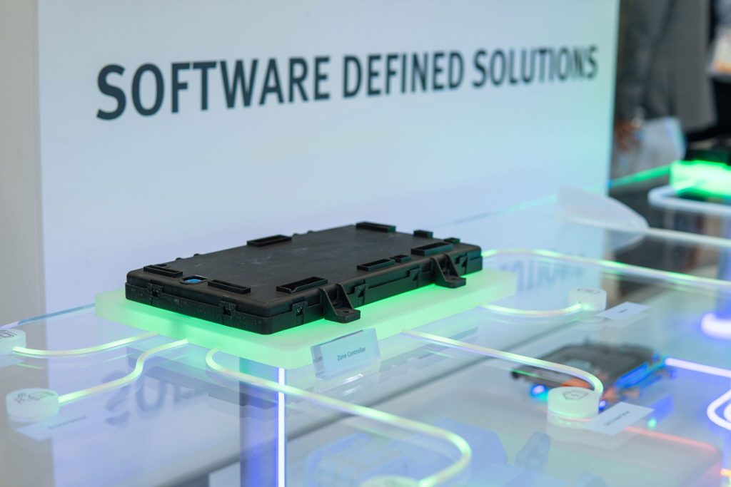 Schaeffler develops centralised E/E architecture for SDVs