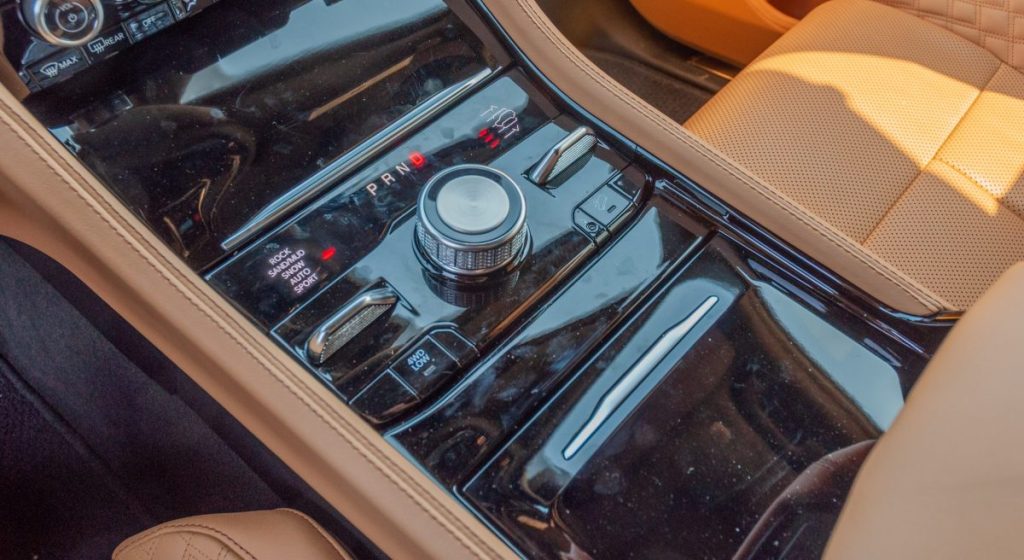 Piano Black Plastic Is An Abomination, and Automakers Have Known It All Along