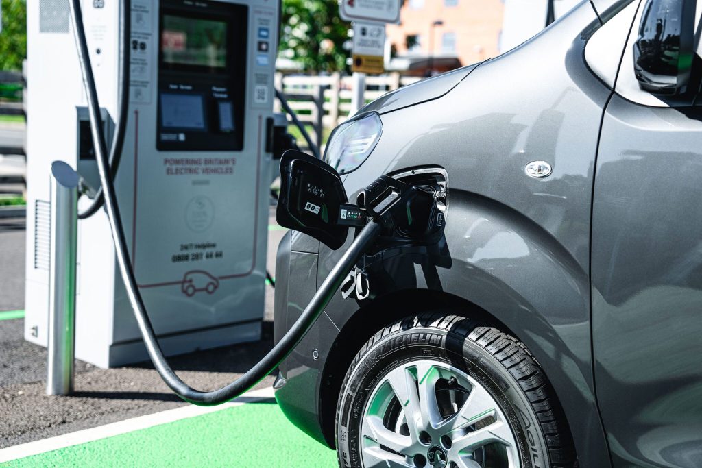 Zero emission truck grants of up to £81,000 launched in UK