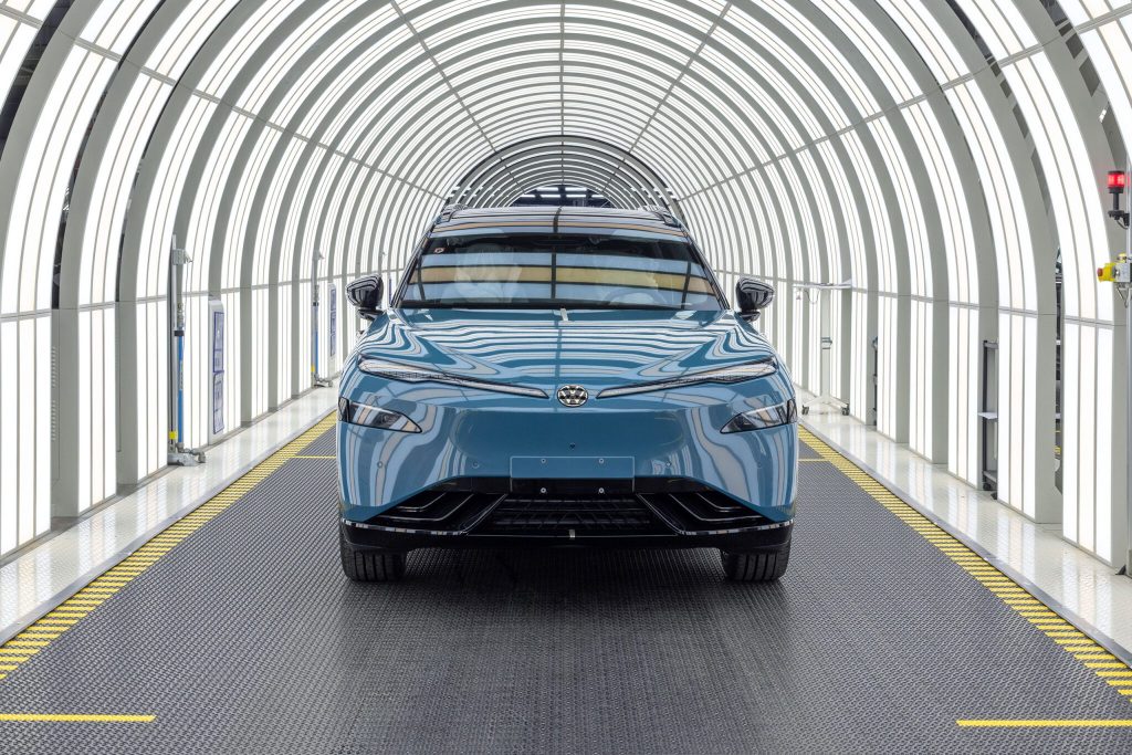 Volkswagen begins production of ID.Unyx 08 with Xpeng in Hefei