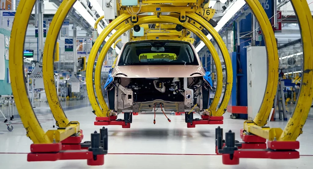 Stellantis Italy output up 9.5% but recovery still fragile