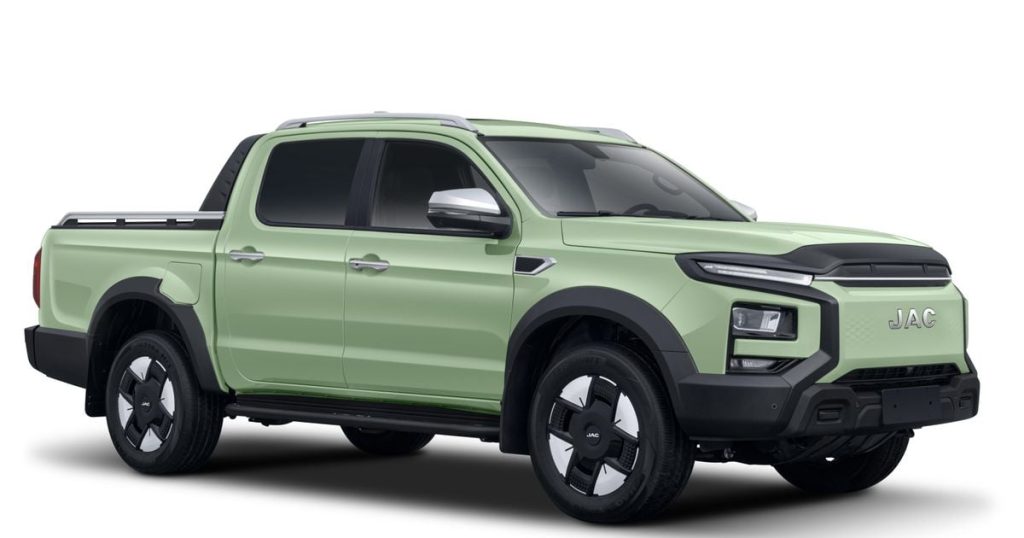 JAC T9 electric ute could take on Toyota HiLux BEV thanks to fuel crisis