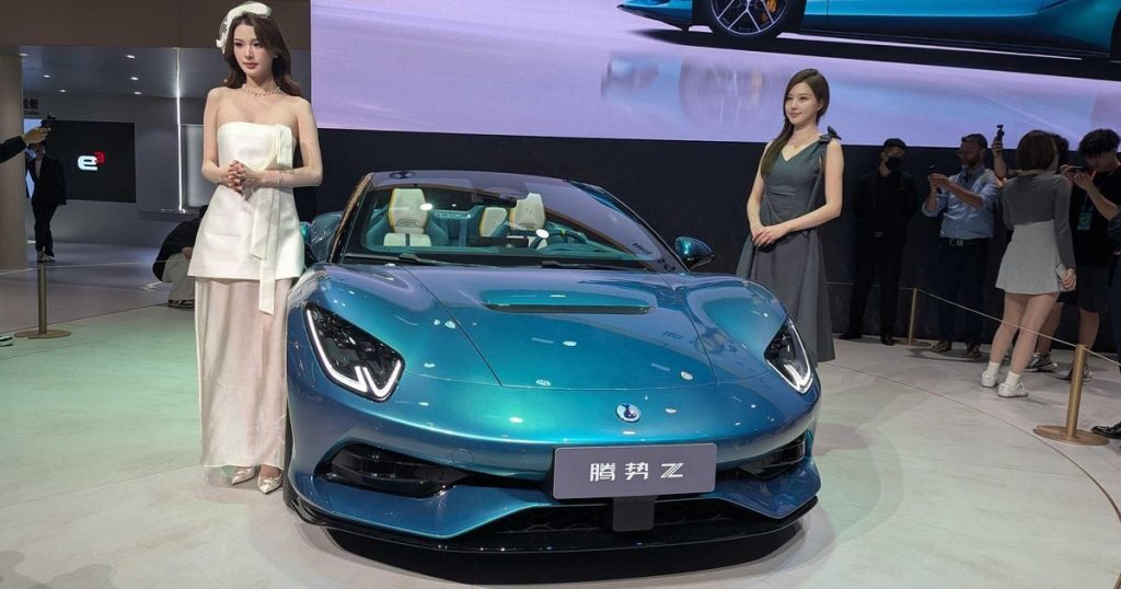 2026 BYD Denza Z Convertible steps out as 1000hp Porsche 911 Cabriolet rival