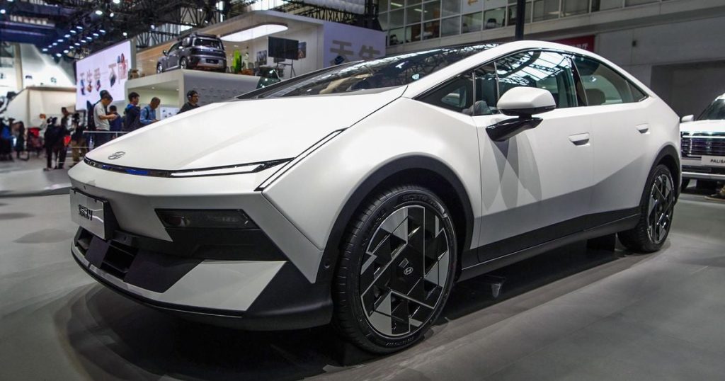 Hyundai Ioniq V: Dramatically-styled EV debuts in Beijing