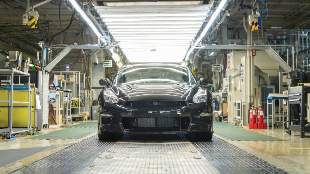 Nissan’s Next GT-R Will Be a Hybrid, Keep the VR38 Block, and Arrive by 2030