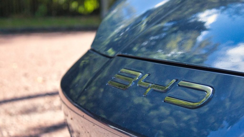 Hackers Reconstructed a Wrecked Car’s Every Move Using a Single Computer Module