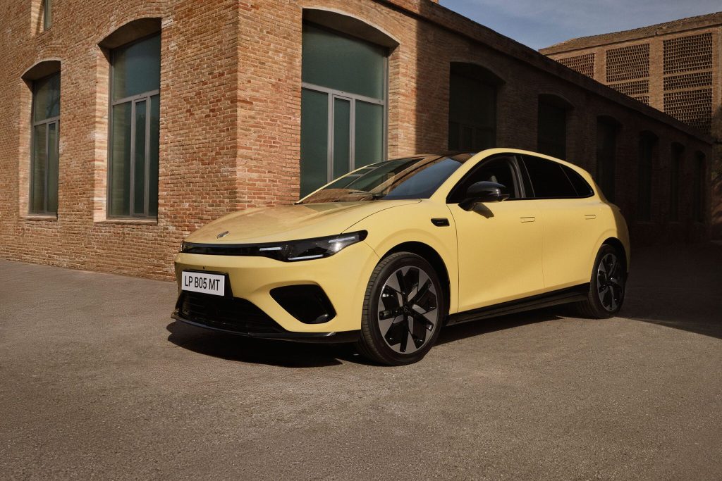 Leapmotor debuts B05 electric model at Poznań show