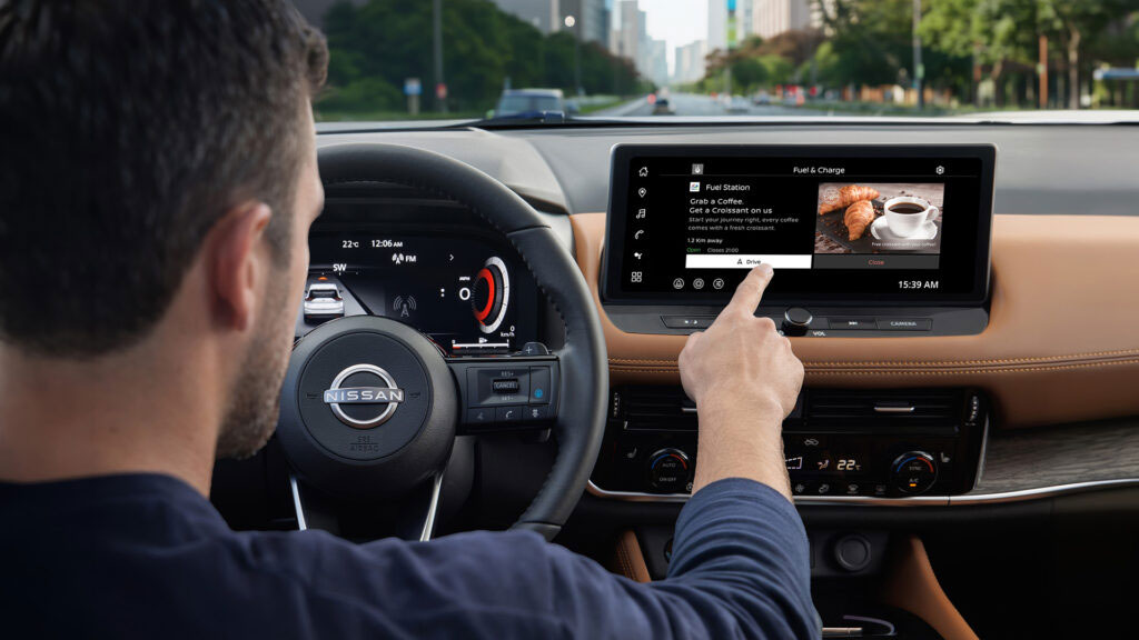 Nissan partners with 4screen for in-car services