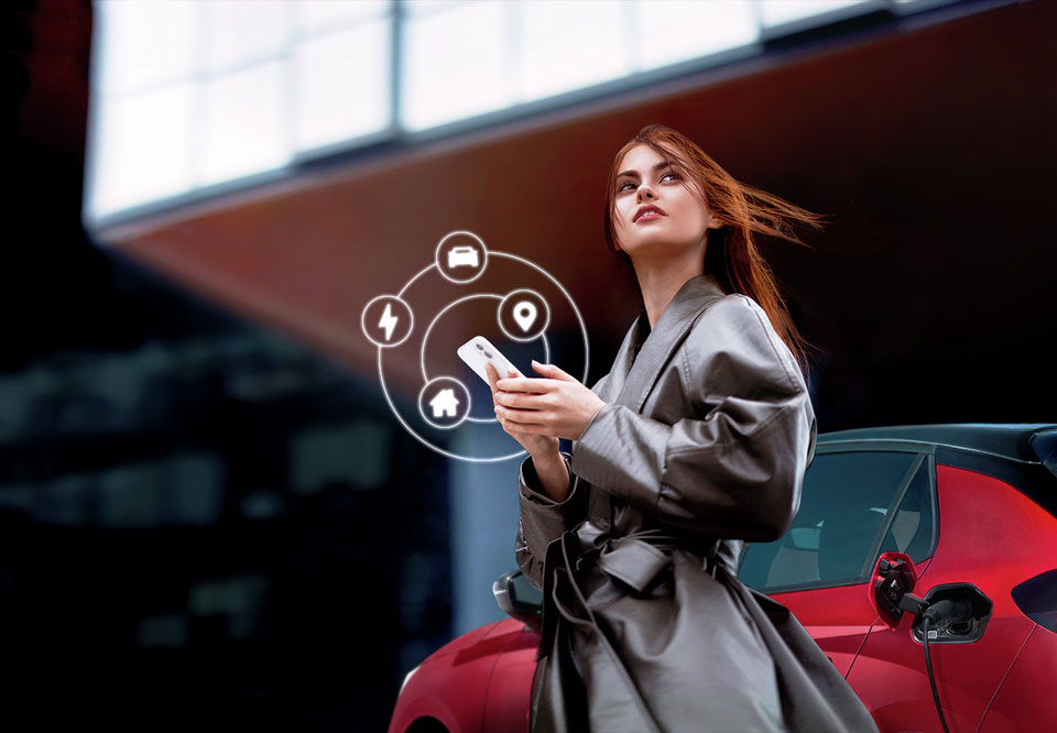 Stellantis simplifies connected services into two packs