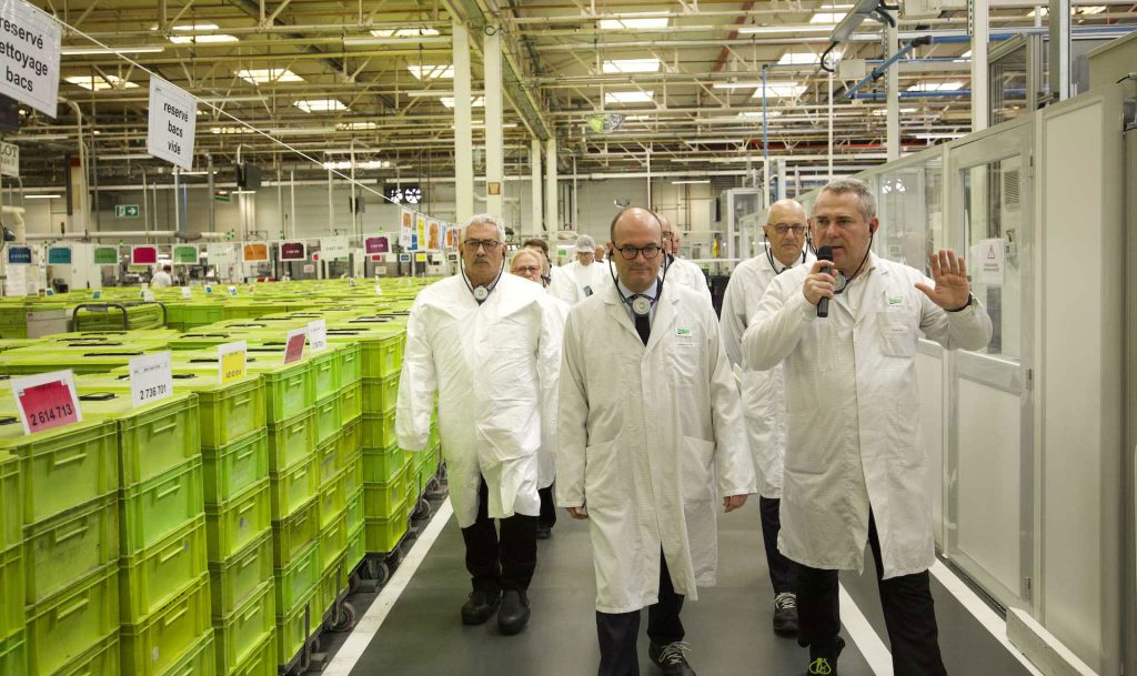 Valeo opens high-voltage inverter lines at Étaples